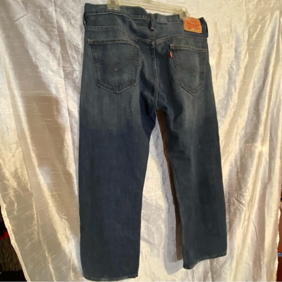 Levi Strauss 569 men’s jeans distressed, SZ 34”/30” GUC - Picture 3 of 13